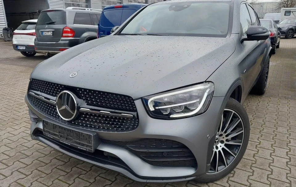 Mercedes-Benz GLC Coupe 300de 2.0 Plug-in Hybrid 4Matic "AMG Line"