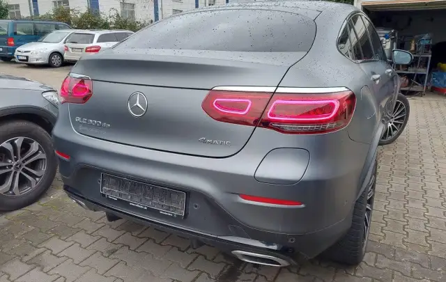 Mercedes-Benz GLC Coupe 300de 2.0 Plug-in Hybrid 4Matic "AMG Line"