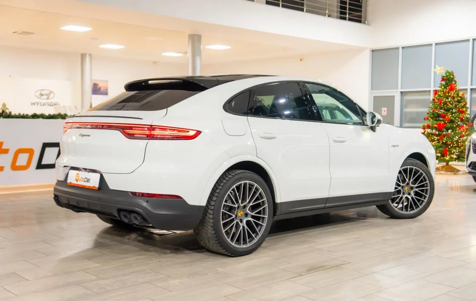 Porsche Cayenne Coupe 3.0 eHybrid V6