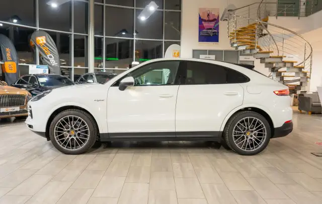 Porsche Cayenne Coupe 3.0 eHybrid V6