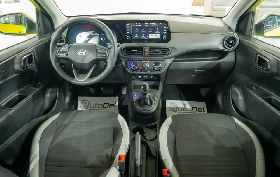 Hyundai i10 1.0 63CP Automat "Comfort" - Autoturism nou