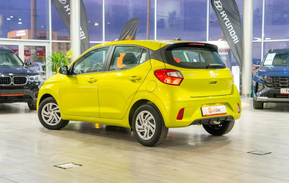 Hyundai i10 1.0 63CP Automat "Comfort" - Autoturism nou