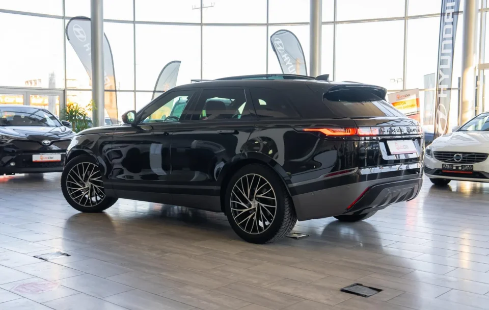 Land Rover Range Rover Velar 2.0 D240 R-Dynamic AWD