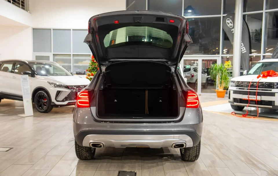 Mercedes-Benz GLA 220 D 4MATIC