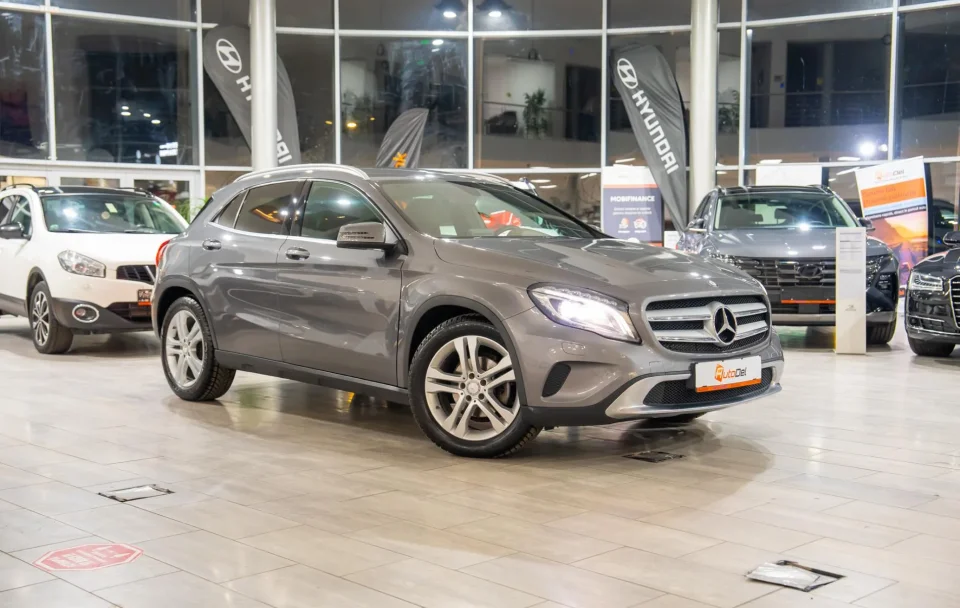 Mercedes-Benz GLA 220 D 4MATIC