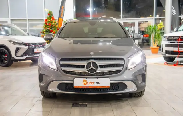 Mercedes-Benz GLA 220 D 4MATIC