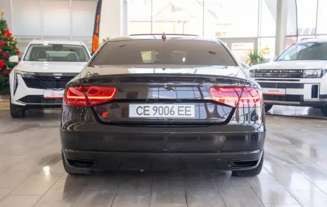 Audi A8 4.2TDI Quattro Tiptronic "S-Line"