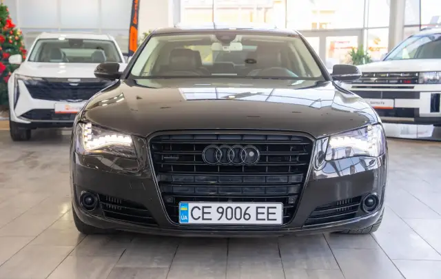 Audi A8 4.2TDI Quattro Tiptronic "S-Line"