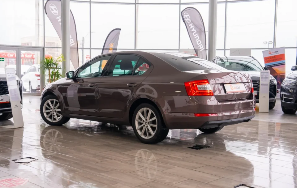 Skoda Octavia 1.6TDI DSG Limousine