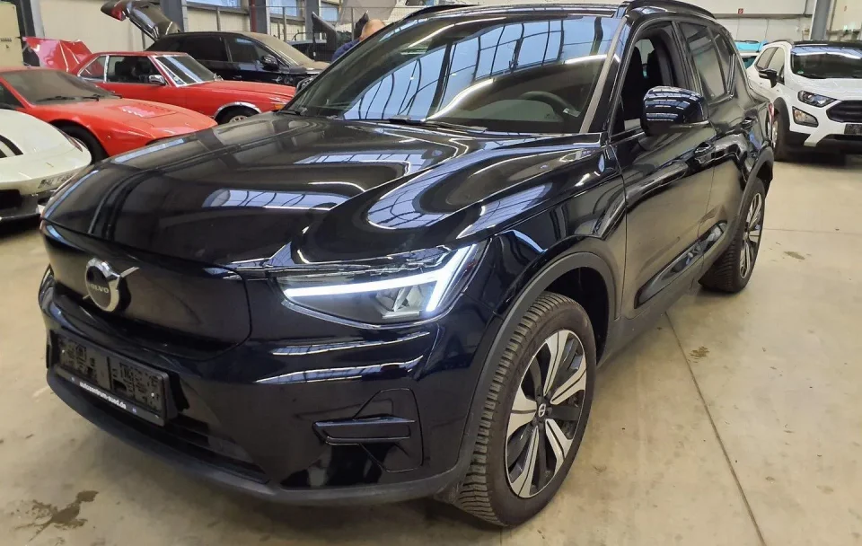 Volvo XC 40 Core Recharge Pure Electric 2WD