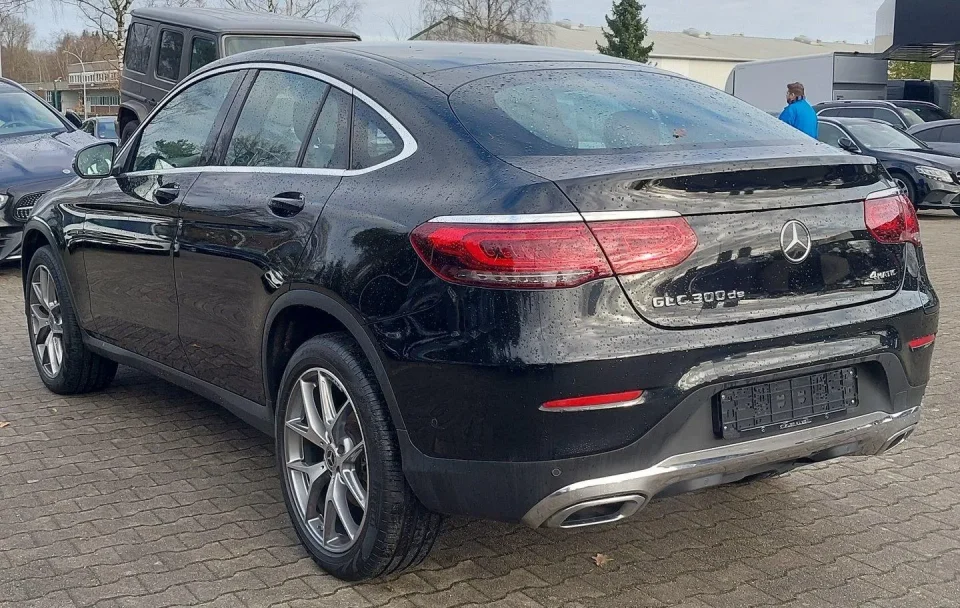 Mercedes-Benz GLC Coupe 300de 2.0 Plug-in Hybrid 4Matic 9G-Tronic