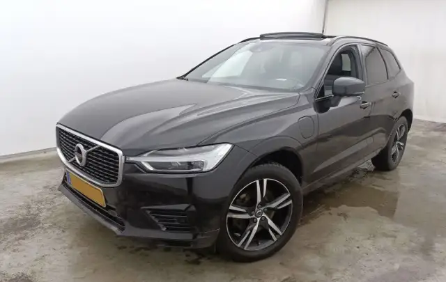 Volvo XC 60 2.0 T8 Plug-in hybrid AWD R-Design