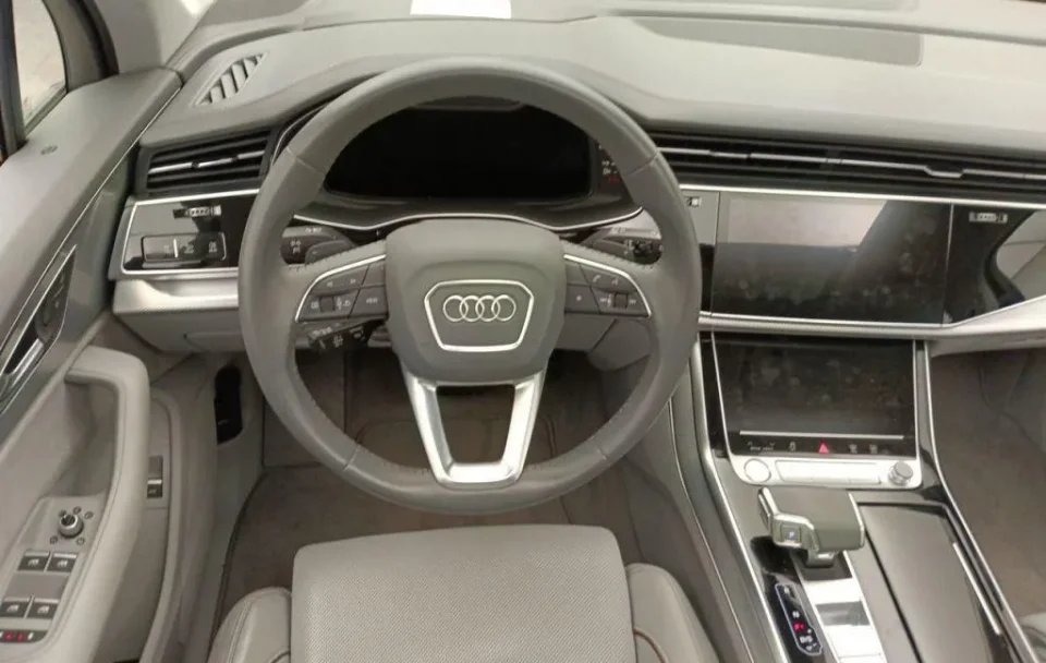 Audi Q7 55 TFSIe 3.0 Plug-in Hybrid Quattro