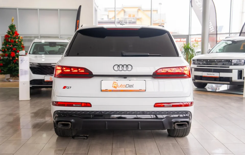 Audi Q7 3.0TDI Quattro Tiptronic "S-Line" - 7 Locuri