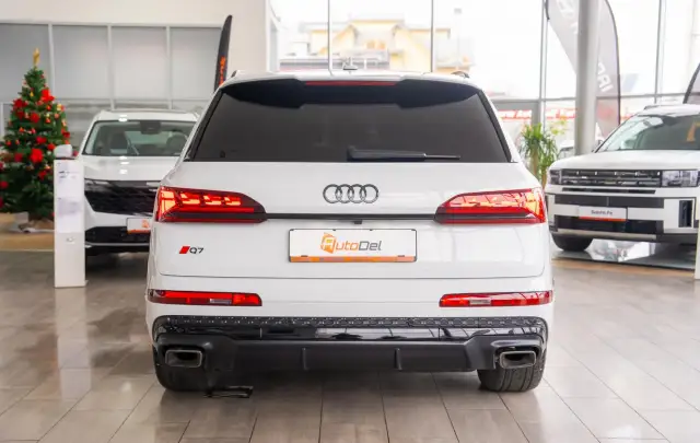 Audi Q7 3.0TDI Quattro Tiptronic "S-Line" - 7 Locuri