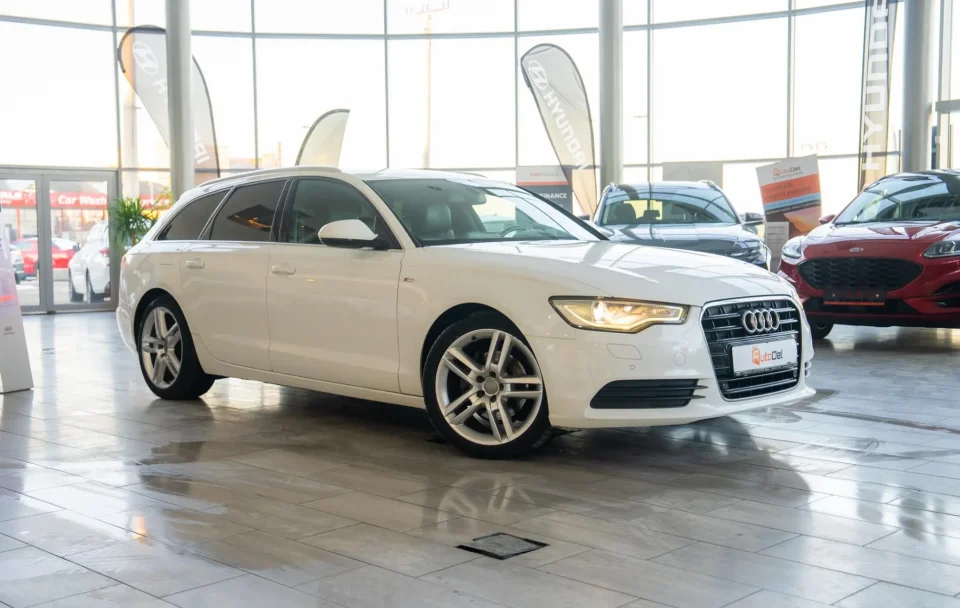 Audi A6 2.0TDI Avant "S-Line"