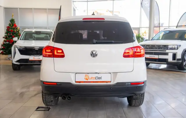 Volkswagen Tiguan 2.0TDI 4Motion DSG "Track & Field"