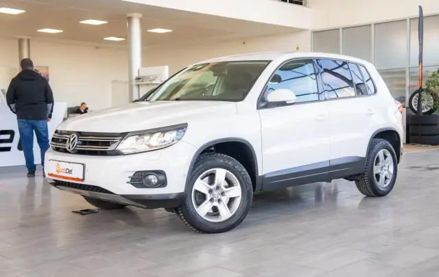 Volkswagen Tiguan 2.0TDI 4Motion DSG "Track & Field"