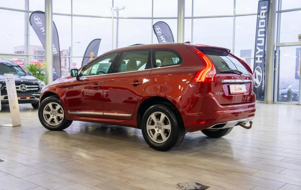 Volvo XC 60 2.4 D5 AWD Geartronic "Summum"