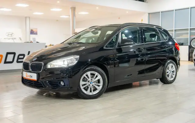 BMW Seria 2 216d Active Tourer "Sport Line"