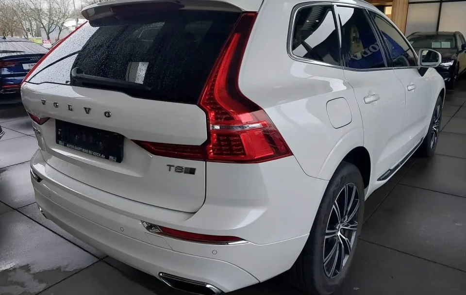 Volvo XC 60 2.0 T8 Recharge AWD Aut. "Inscription"