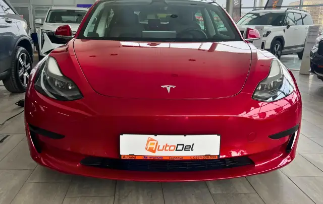 Tesla Model 3 60 kWh - Facelift -