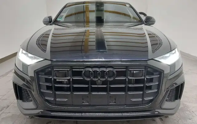 Audi Q8 55TFSIe 3.0 Plug-in Hybrid Quattro "S-Line"