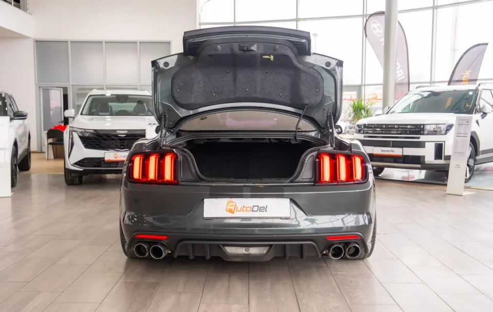 Ford Mustang 2.3 EcoBoost Automatic