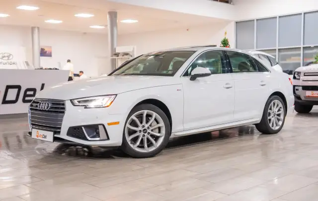 Audi A4 2.0TFSI Quattro S-Tronic "S-Line"