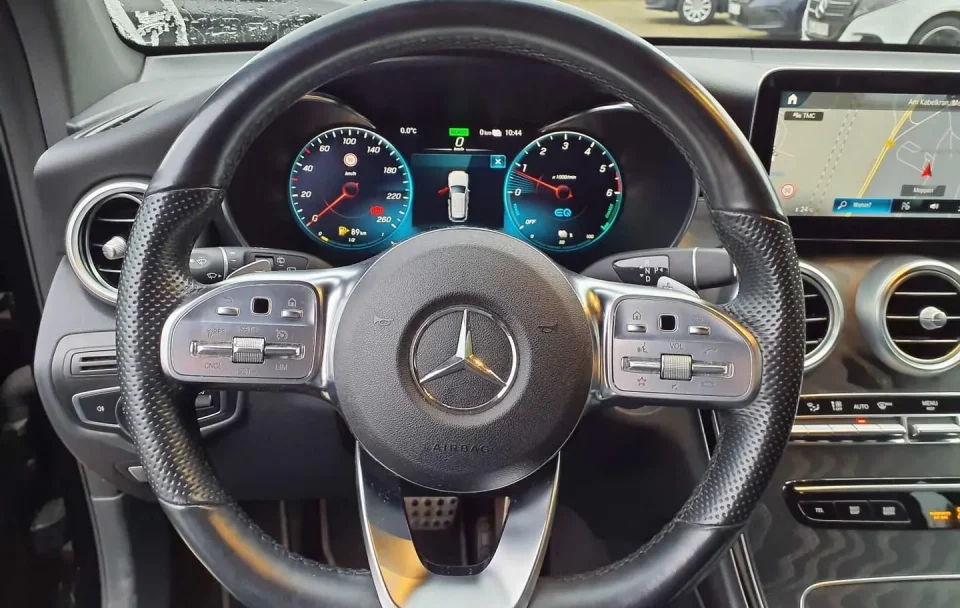 Mercedes-Benz GLC 300de 2.0 Plug-in Hybrid 4Matic "AMG Line"