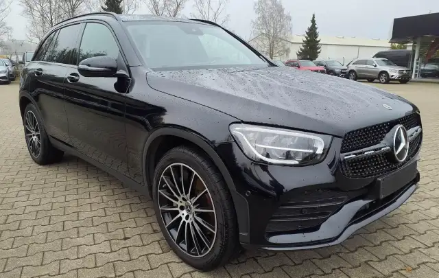 Mercedes-Benz GLC 300de 2.0 Plug-in Hybrid 4Matic "AMG Line" - 2021