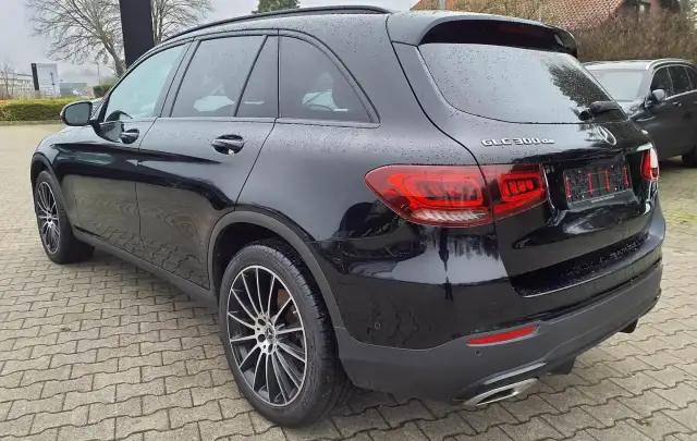 Mercedes-Benz GLC 300de 2.0 Plug-in Hybrid 4Matic "AMG Line"