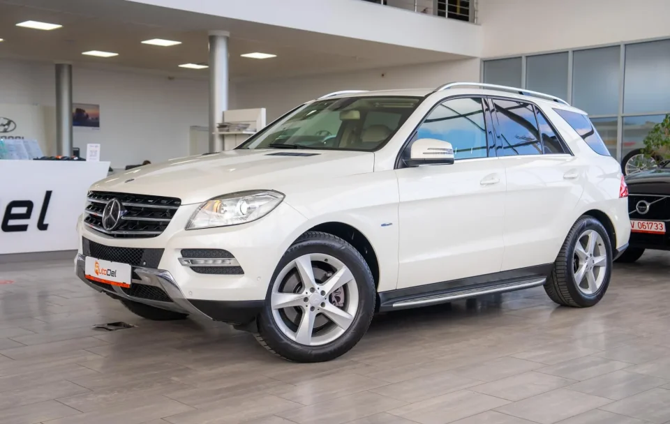 Mercedes-Benz M-Class ML 350 V6 4MATIC 7G-Tronic