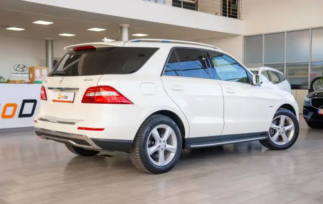 Mercedes-Benz M-Class ML 350 V6 4MATIC 7G-Tronic