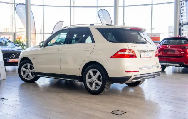 Mercedes-Benz M-Class ML 350 V6 4MATIC 7G-Tronic