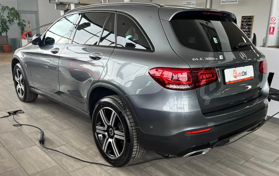 Mercedes-Benz GLC 300e 2.0 Plug-in Hybrid 4MATIC G-Tronic