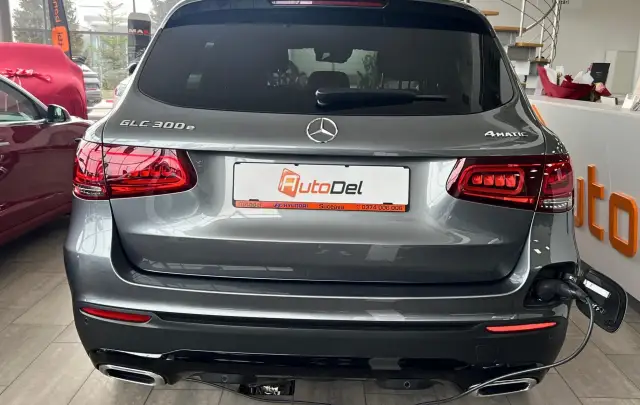 Mercedes-Benz GLC 300e 2.0 Plug-in Hybrid 4MATIC G-Tronic