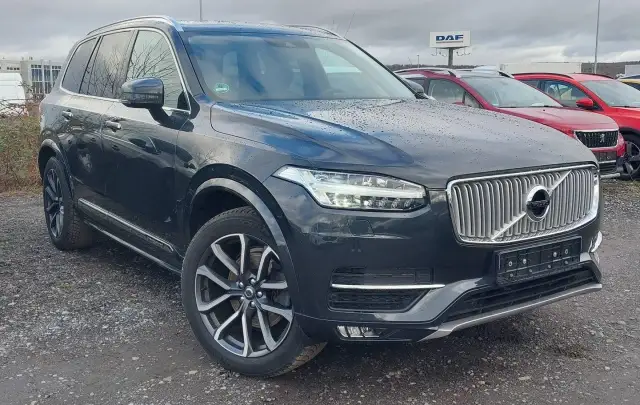 Volvo XC 90 2.0 D5 AWD  Geartronic "Inscription" - 2019