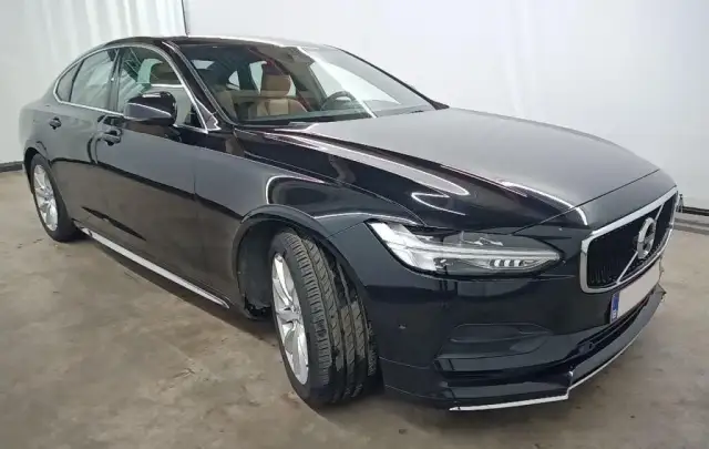 Volvo S90 2.0 D4 Automatic "Momentum"