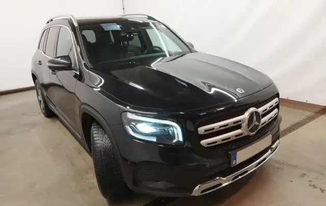 Mercedes-Benz GLB 180D DCT - 2021