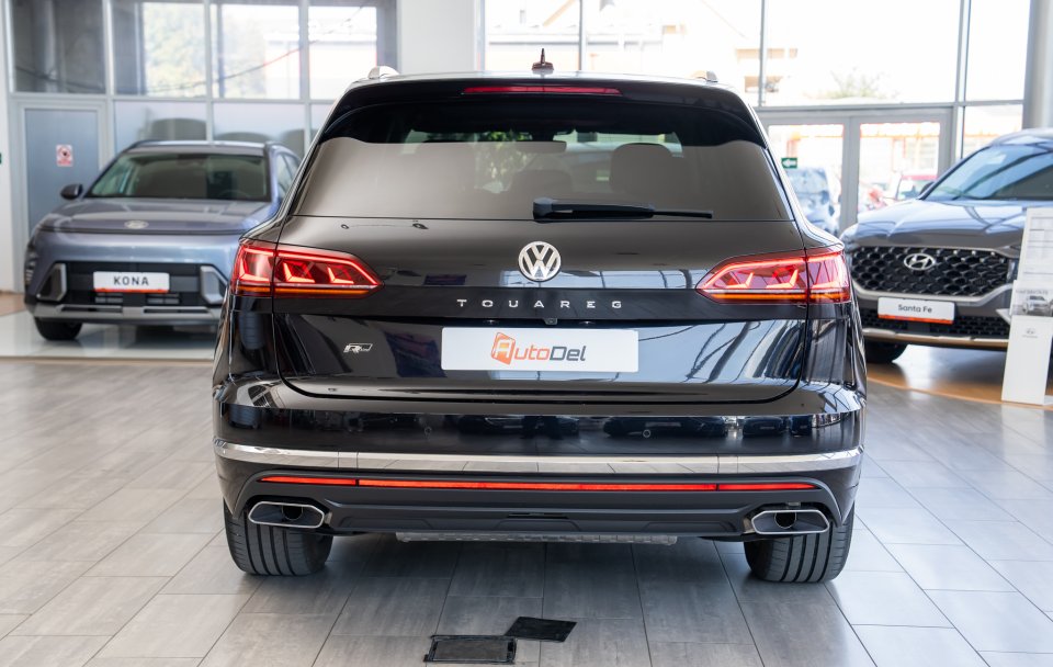 Volkswagen Touareg 3.0TDI 286CP 4x4 Tiptronic