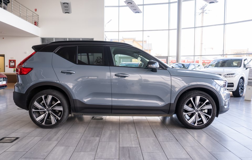 Volvo XC40 P8 AWD Twin Engine "Recharge"