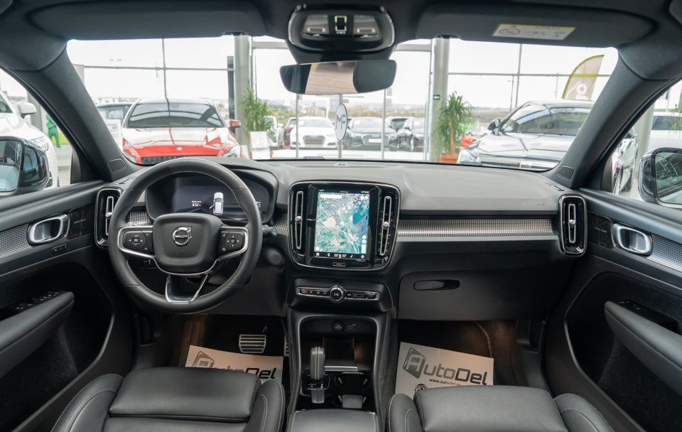 Volvo XC40 P8 AWD Twin Engine "Recharge"