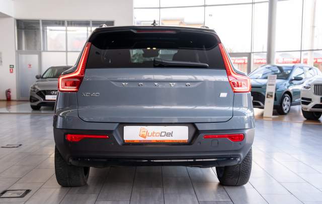 Volvo XC40 P8 AWD Twin Engine "Recharge"