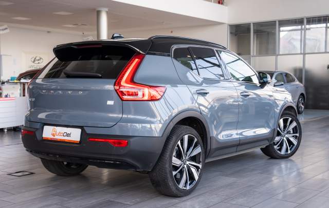 Volvo XC40 P8 AWD Twin Engine "Recharge"