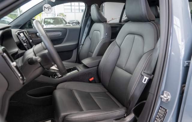 Volvo XC40 P8 AWD Twin Engine "Recharge"
