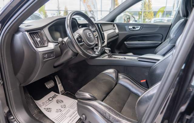 Volvo XC60 R-Design 2.0 D4 AWD