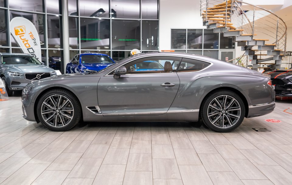 Bentley Continental GT V8