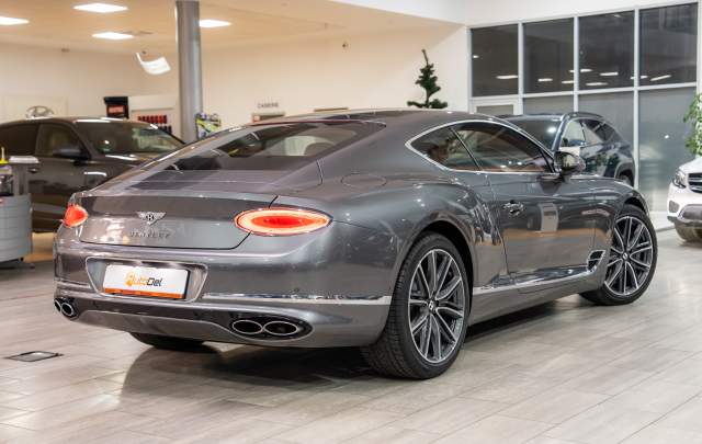 Bentley Continental GT V8