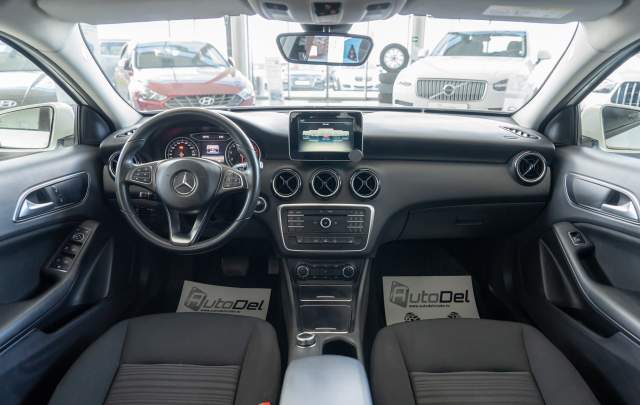 Mercedes-Benz A-Class A160 Automat